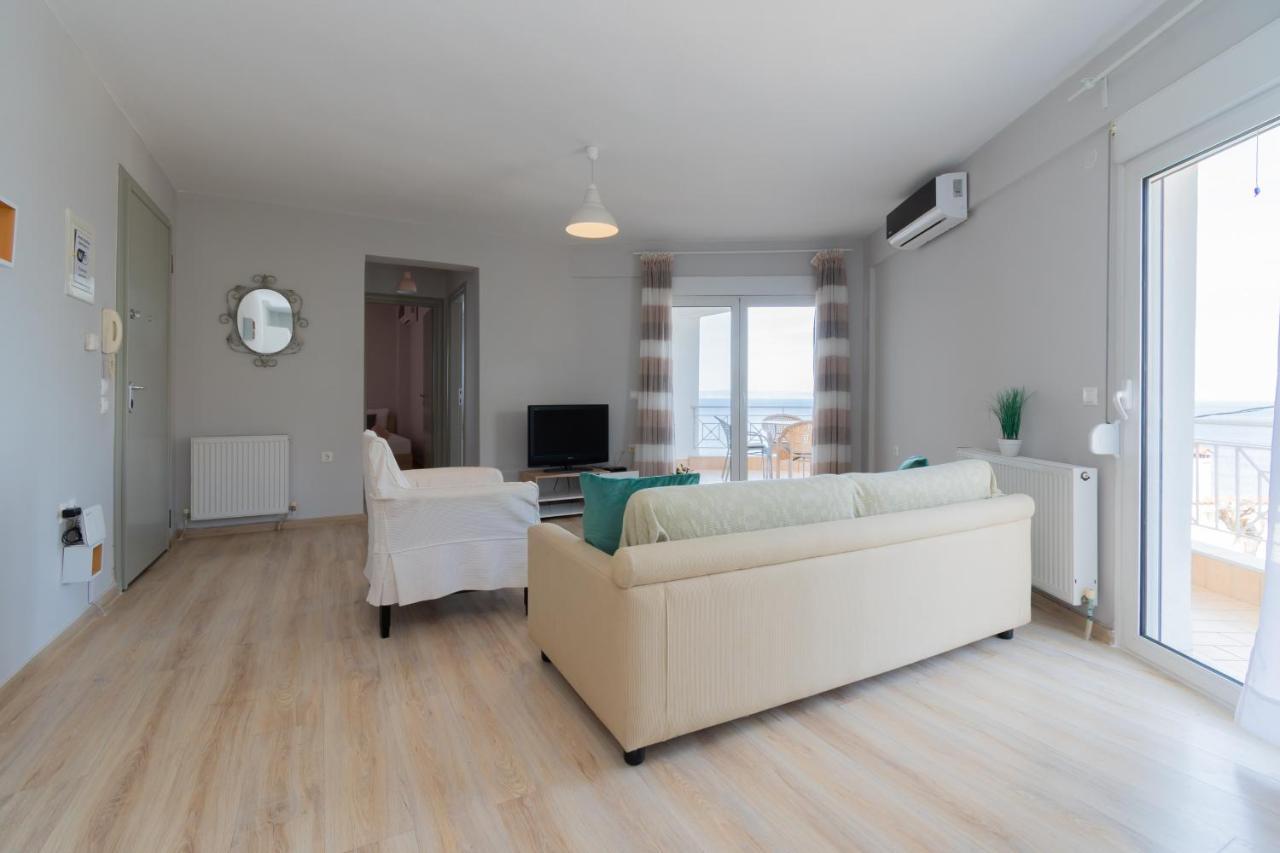 Anesis Seaview Apartment 2 نيوس مارماراس المظهر الخارجي الصورة