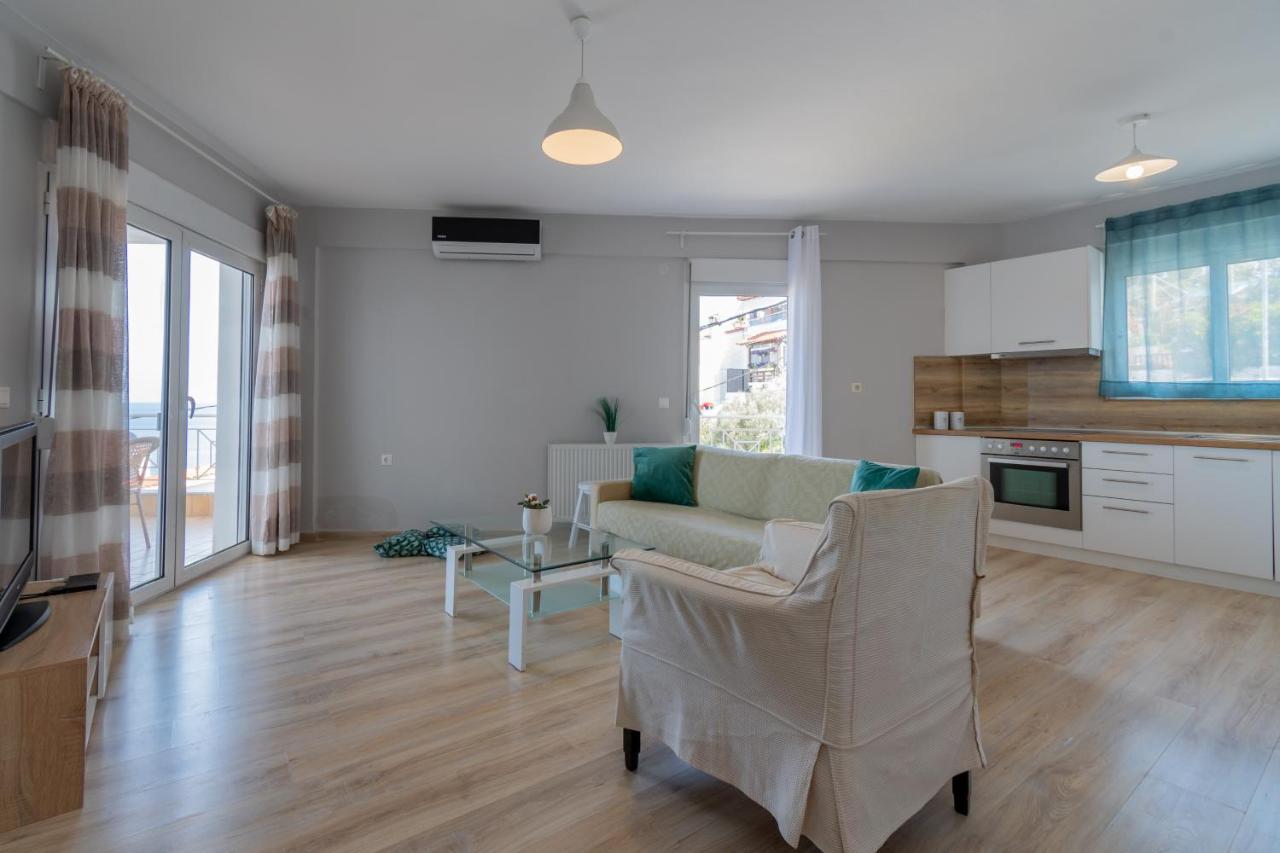 Anesis Seaview Apartment 2 نيوس مارماراس المظهر الخارجي الصورة